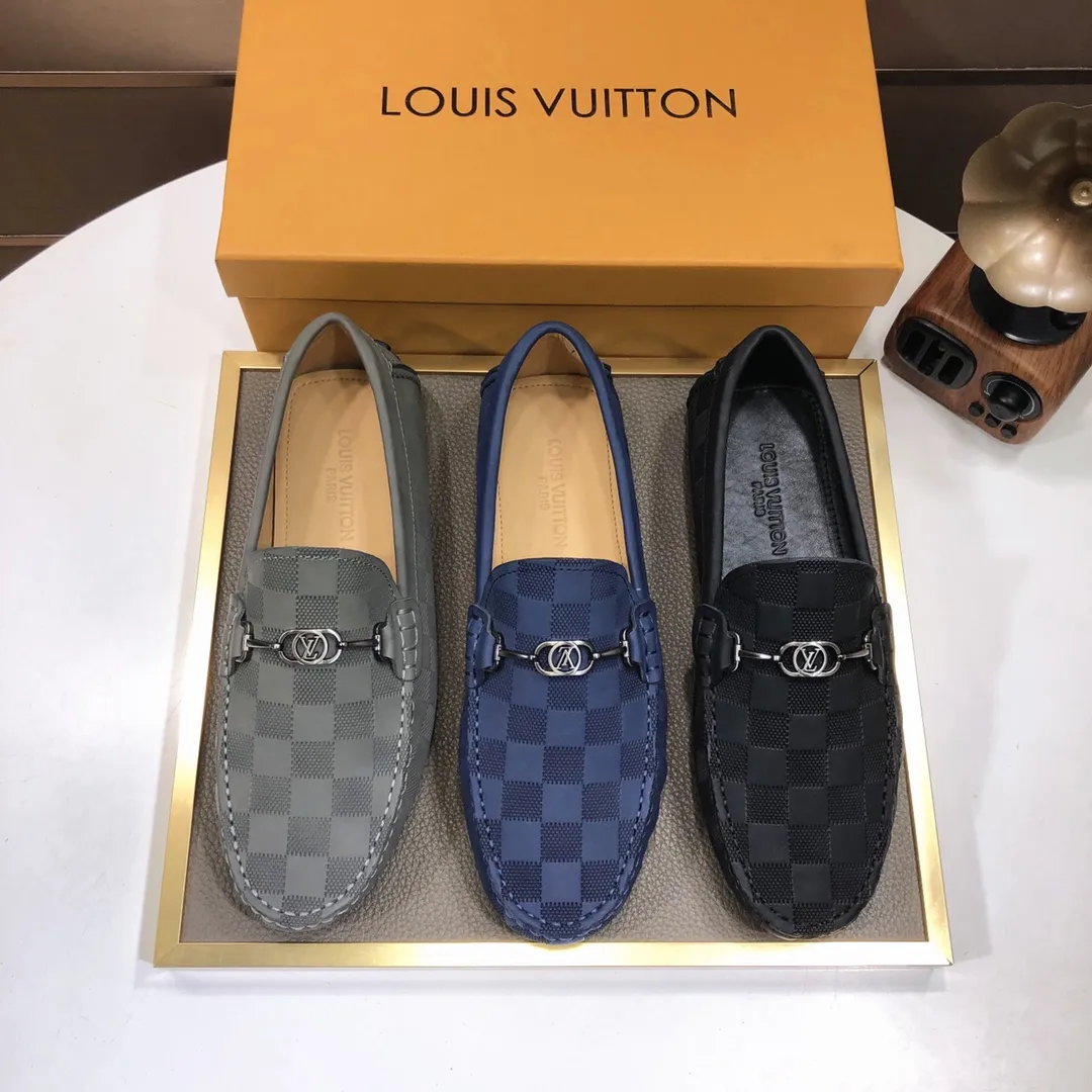 Men's men's shoes 💰420💰 [LV Doudou shoes] (water-dyed cowhide lining) new model is on the market, available on the official website. The new Doudou shoes are processed into single-color materials, and the uppers are made of imported cowhide material. The body of the shoe is fully hemmed with mark thread, and is lined with imported original cowhide leather. The elegant shoe shape is super suitable for all-matching, and the size is 38-44.